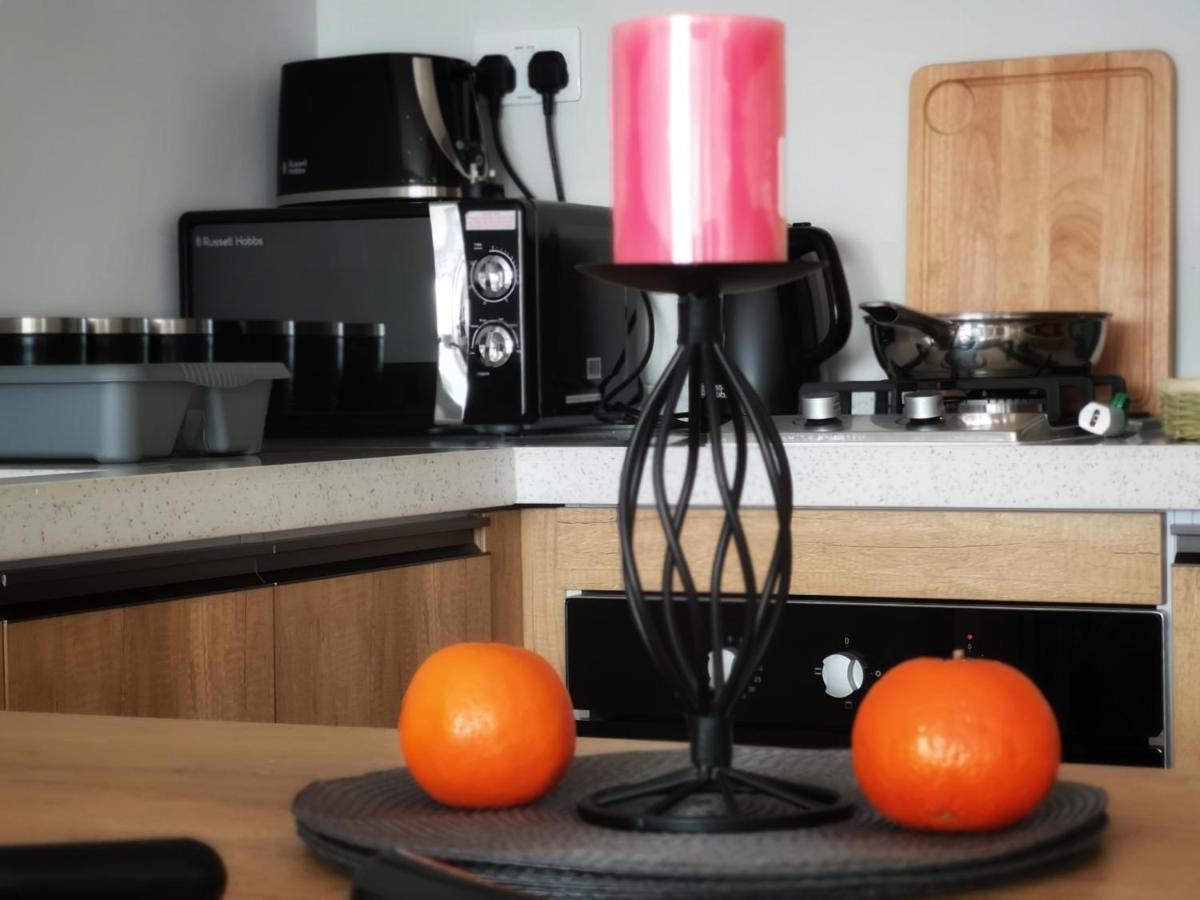 קולולי E14, Forest View Apartments, Deposit Required To Confirm Booking מראה חיצוני תמונה