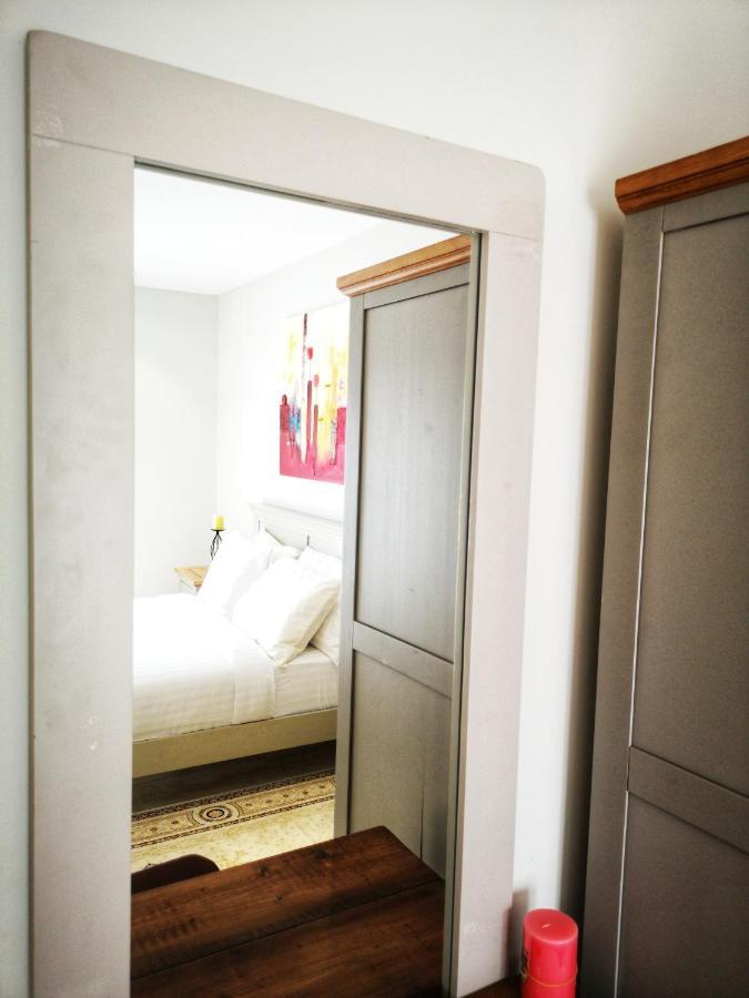 קולולי E14, Forest View Apartments, Deposit Required To Confirm Booking מראה חיצוני תמונה